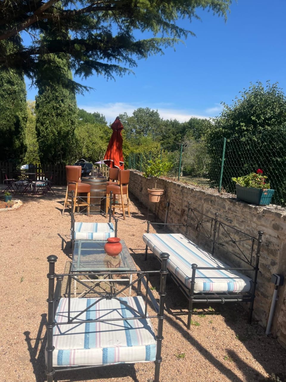 Domaine Bassy Bed and Breakfast in Bourgogne-Franche-Comté