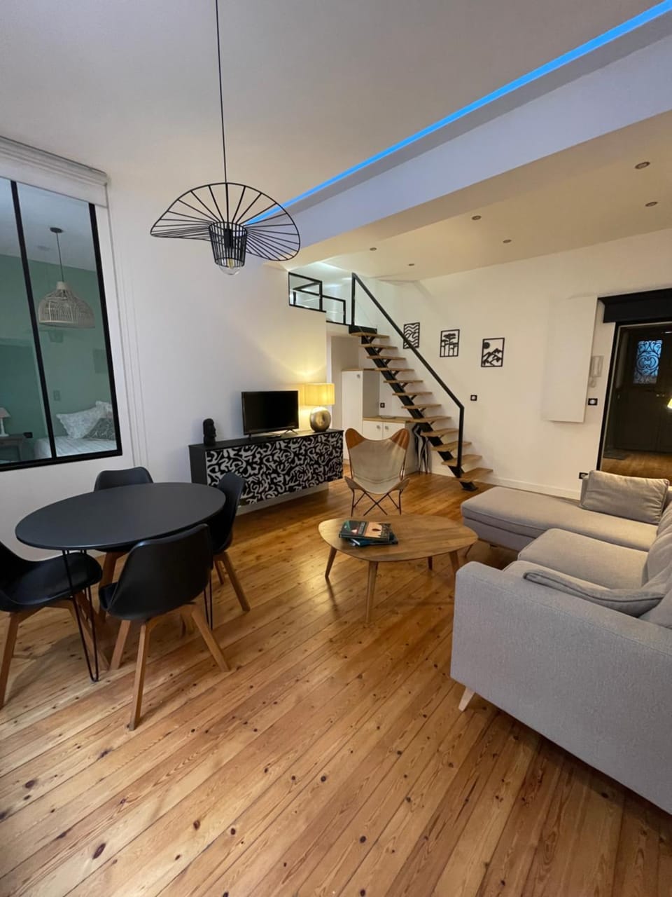 Seating area