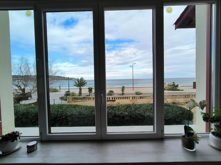 Appt Exceptionnel-Spacieux-Vue mer Hendaye plage-Garage Apartment in Hendaye