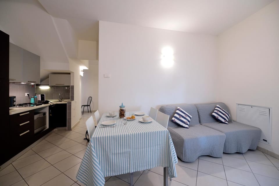 Kitchen or kitchenette, Living room, Other, Dining area
