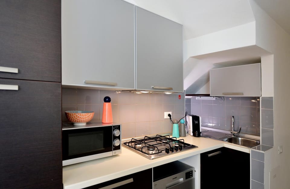 Kitchen or kitchenette, Other