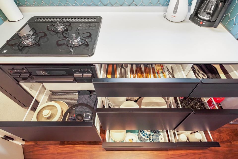 Kitchen or kitchenette, kitchen