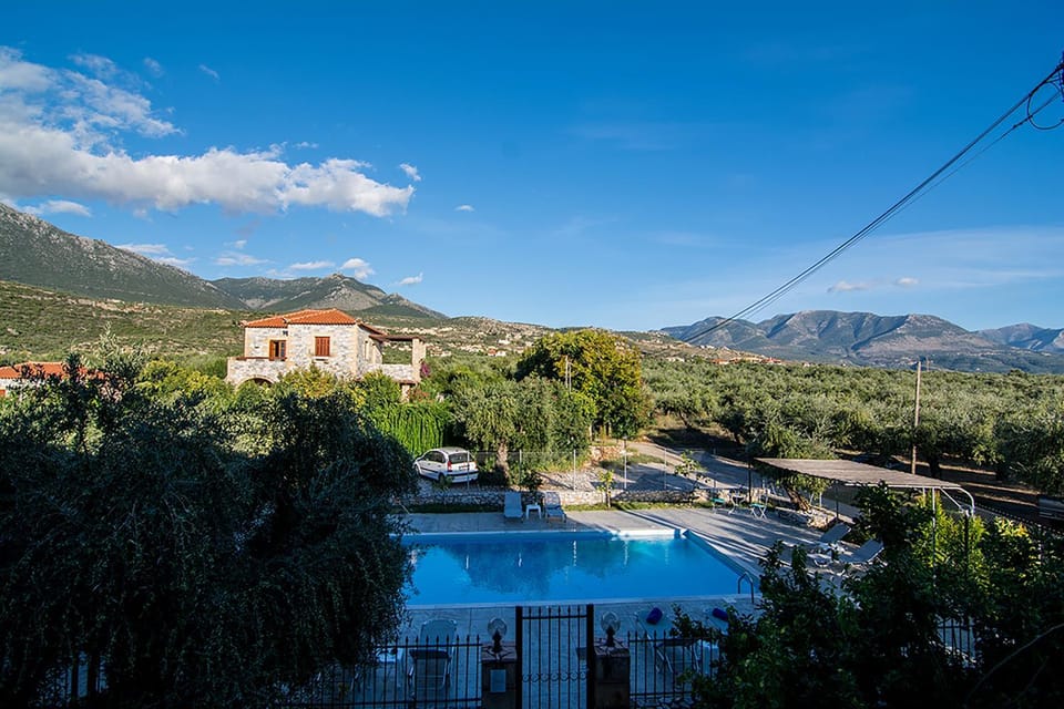 Io Villa in Messenia
