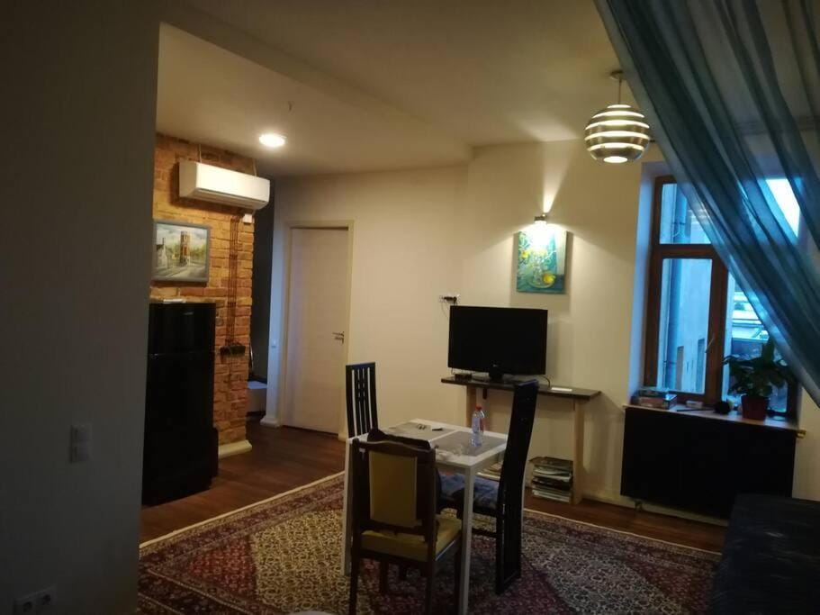 Art Illery Apartment Apartment in Riga