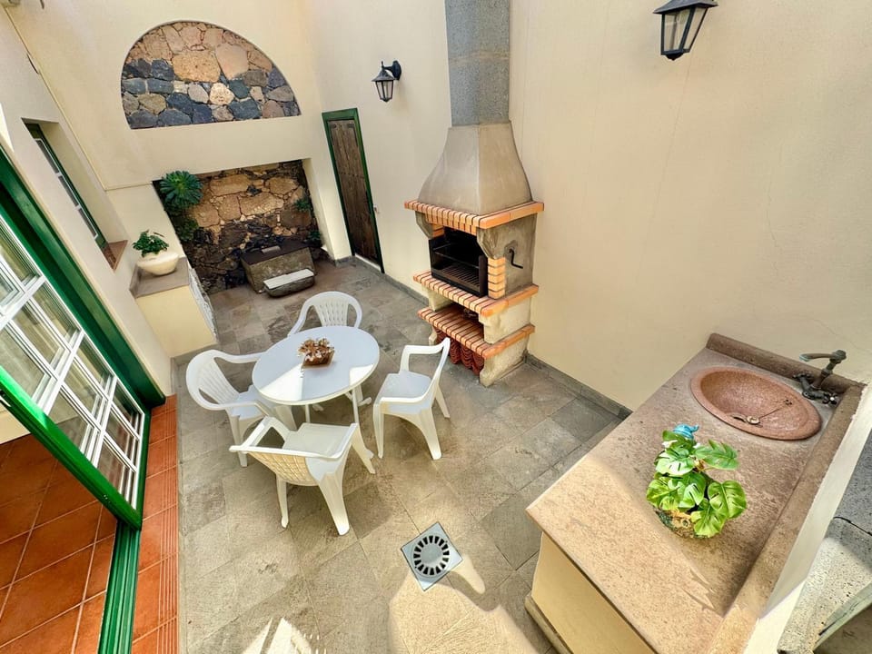 Guanche 'Traditional Canarian House' House in Abona