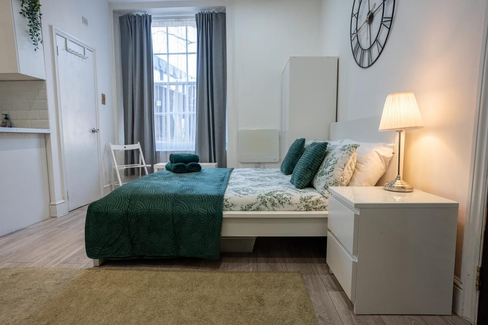 Beautiful Studio Flat in Hackney next to Overground Station Apartment in London Borough of Hackney