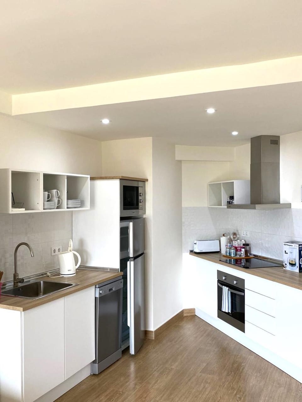 Coffee/tea facilities, Kitchen or kitchenette, dishwasher, minibar, pet friendly, stove, toaster