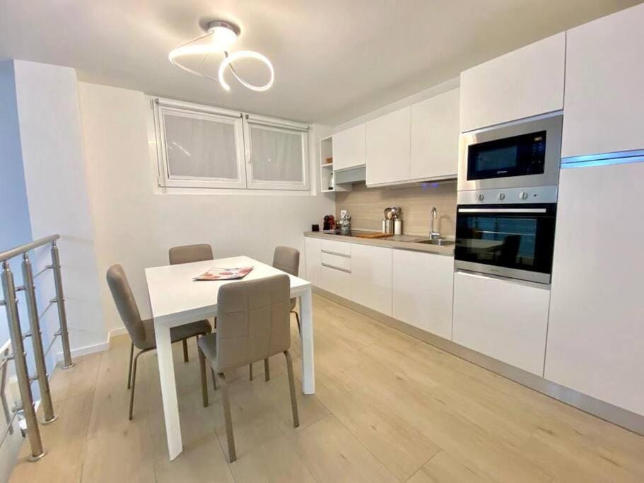 Loft moderno a Milano Apartment in Milan