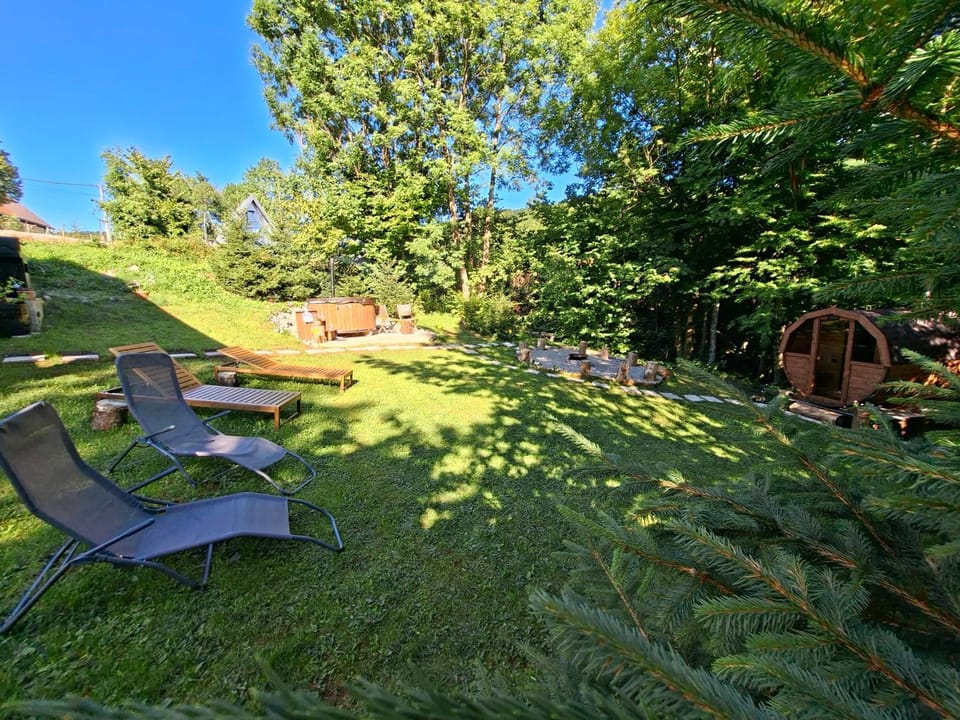 Day, Natural landscape, Garden, Sauna, sunbed