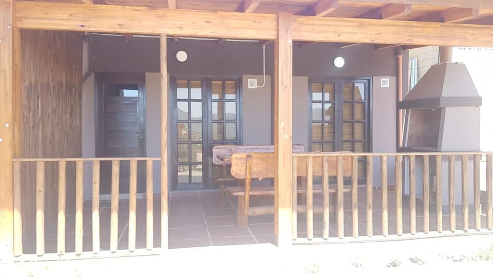 Day, View (from property/room), Balcony/Terrace, Seating area, Dining area