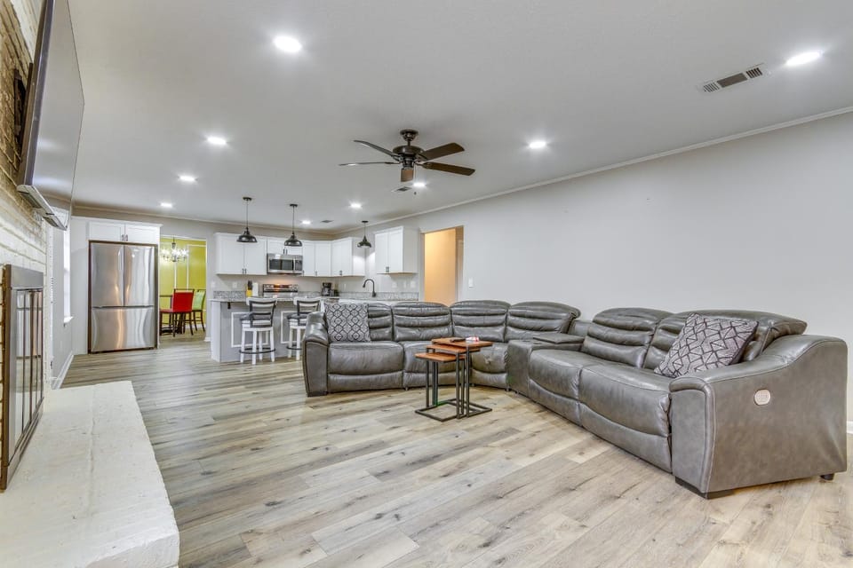Pensacola Home w/ Private Yard: 7 Mi to Downtown! House in Alabama
