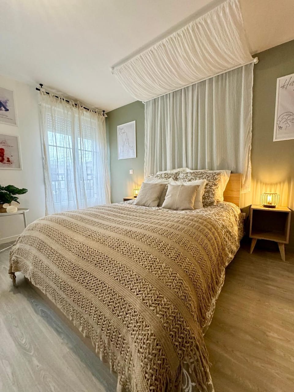 Bed, Night, Bedroom, cot