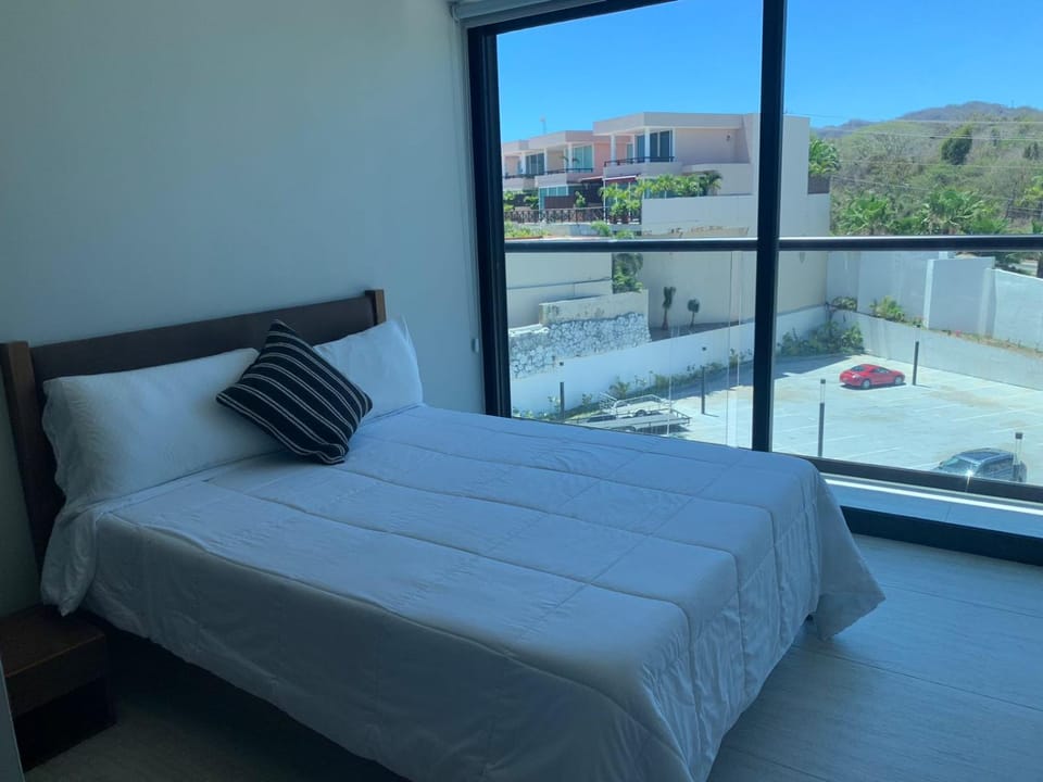 Bed, Day, View (from property/room), Photo of the whole room, Bedroom