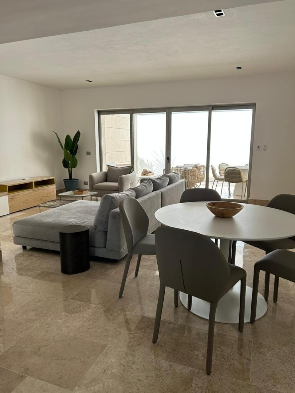 Living room, Dining area