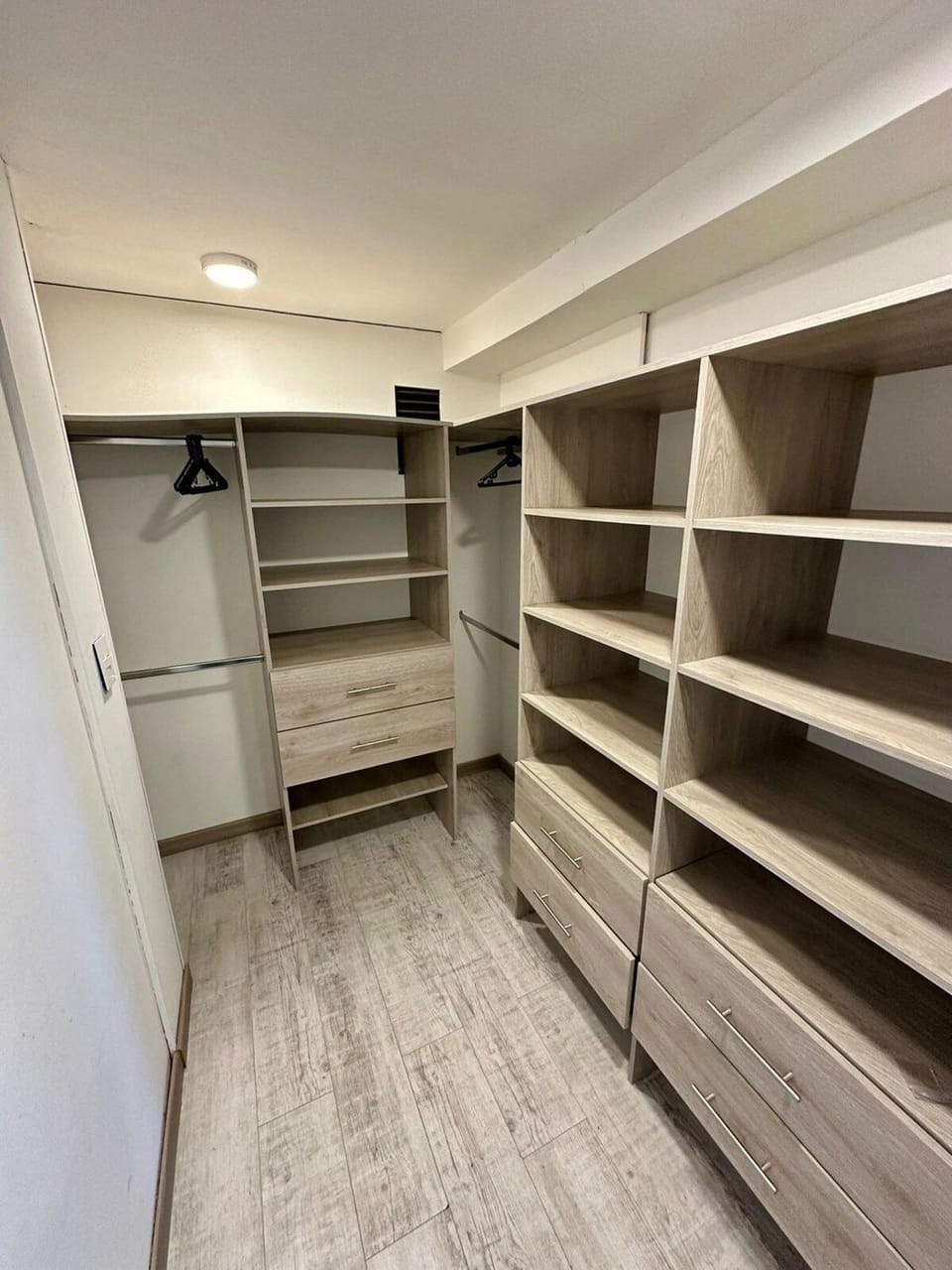 GURUS FR | Apto central en Álamos para 6 personas Apartment in Pereira
