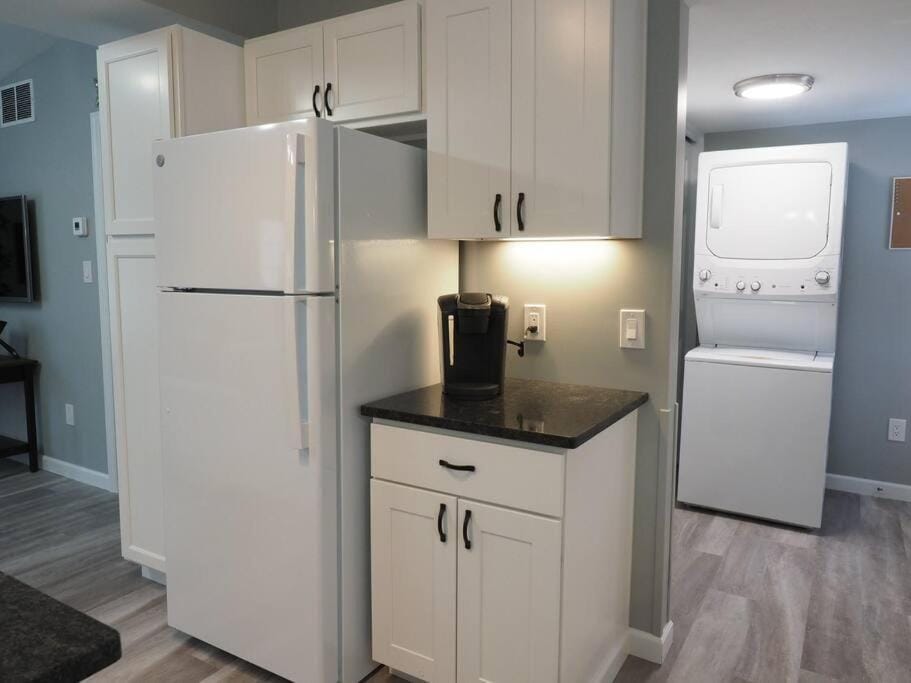 The Red Haven at Conneaut Lake Apartment in Lake Erie