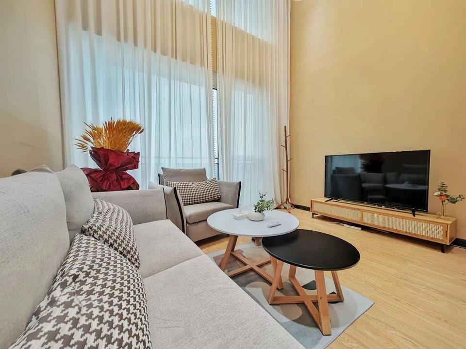 邻致公寓东站中汇店 Apartment hotel in Guangzhou