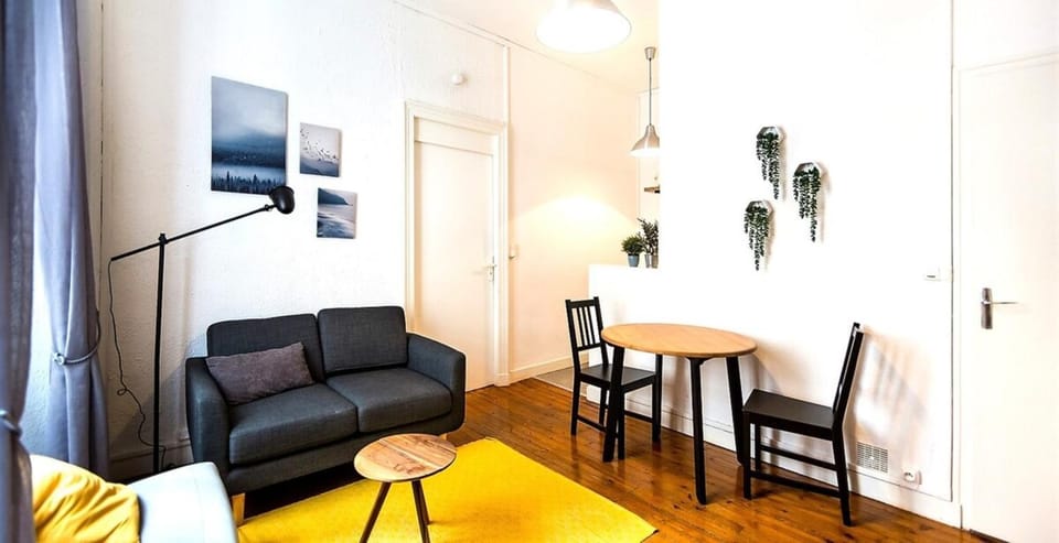 L'impressionniste-Charme de l'ancien-Hypercentre Apartment in Nantes