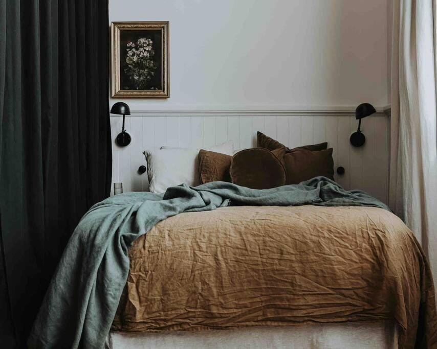 Bed, Bedroom