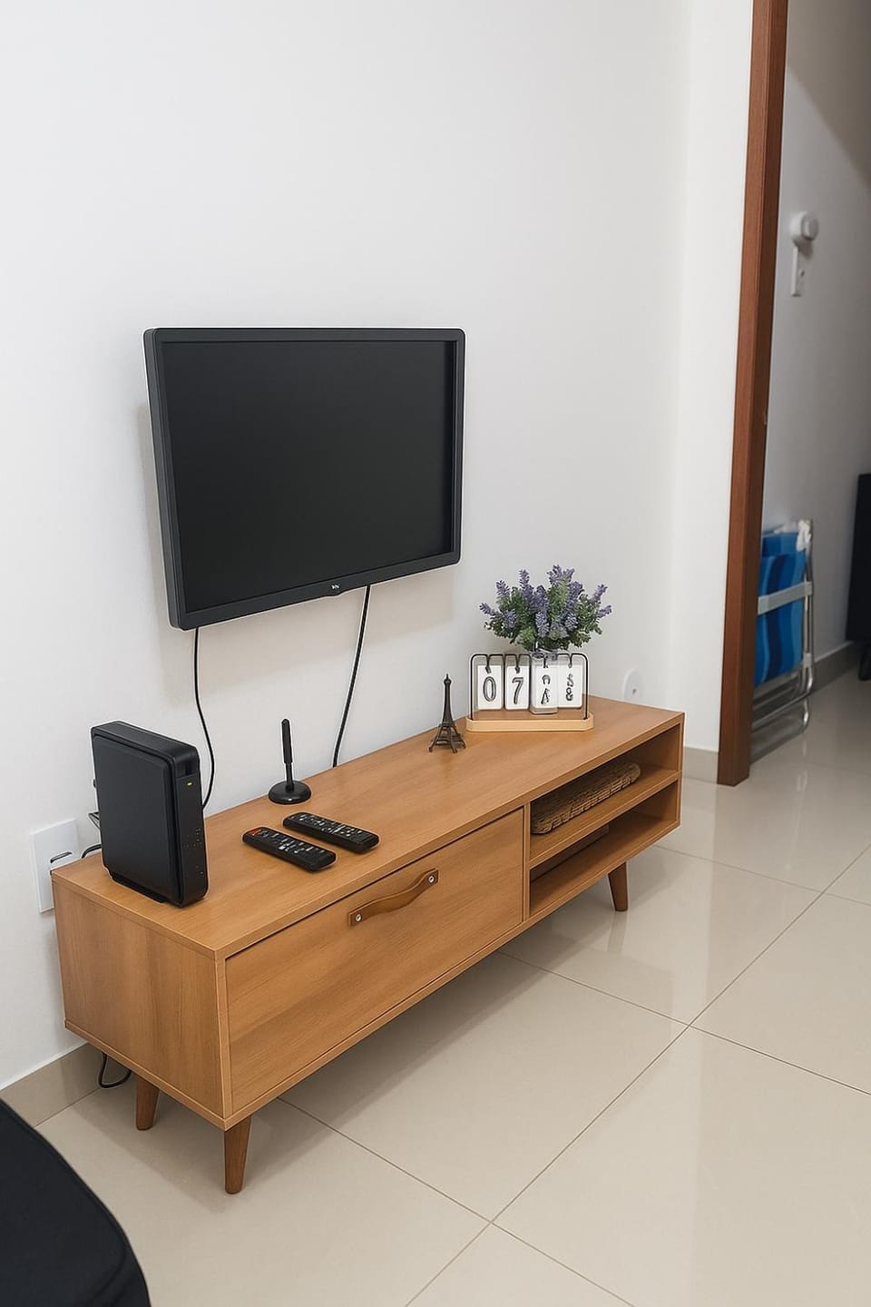 Communal lounge/ TV room, TV and multimedia