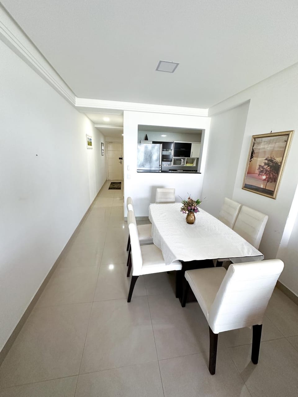 Communal lounge/ TV room, Kitchen or kitchenette, Living room, Seating area, Dining area