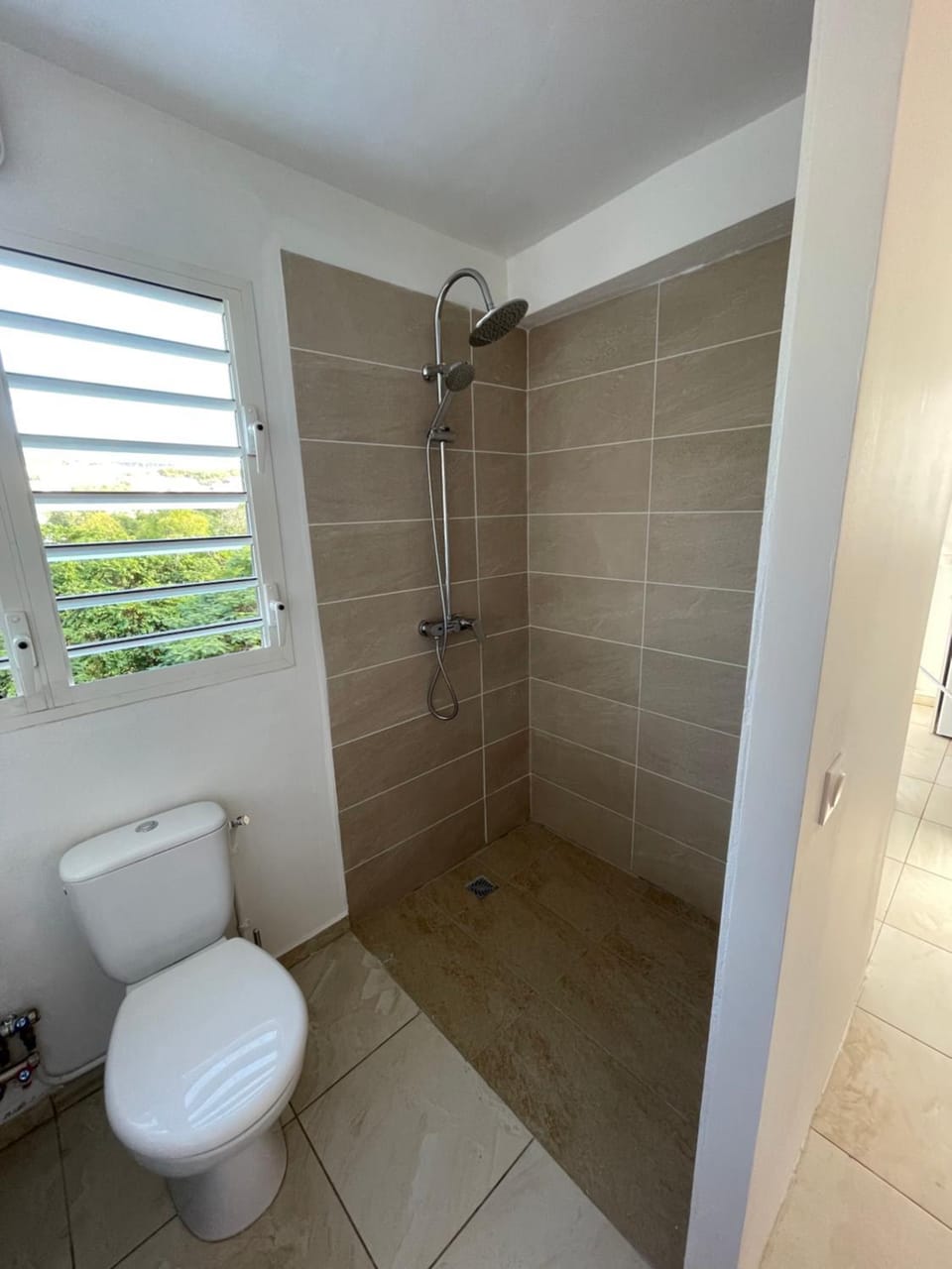 Tropic Valley Lodge Apartment in Leeward Islands