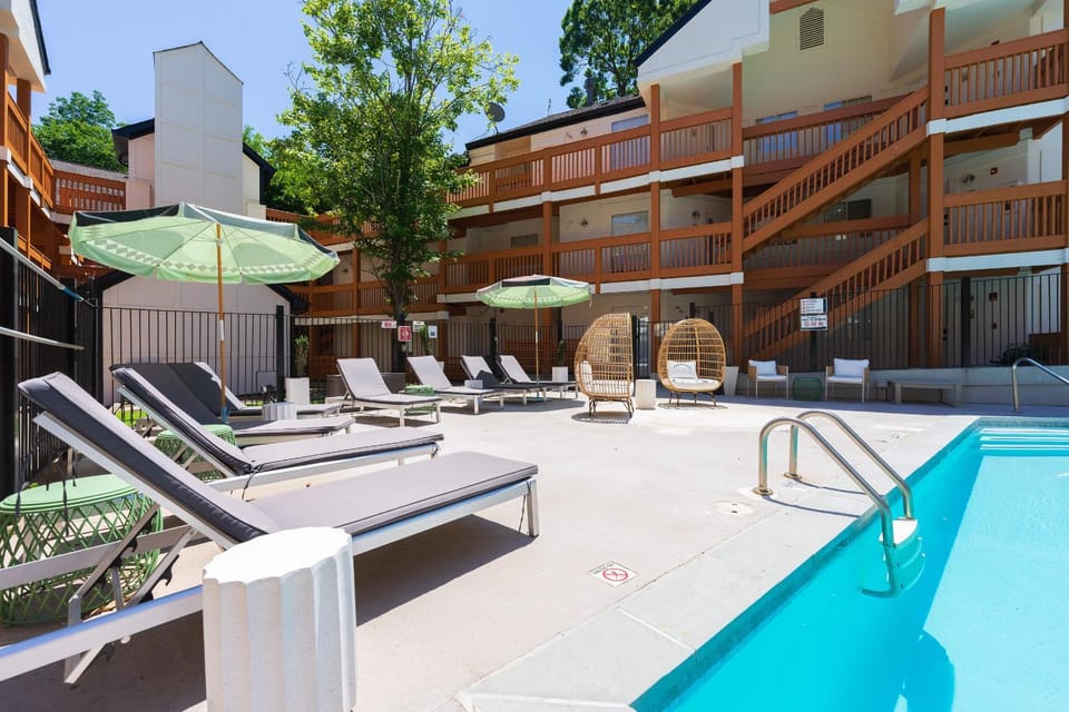 Chic Condo Retreat in Central Buckhead Atlanta Apartment in Buckhead
