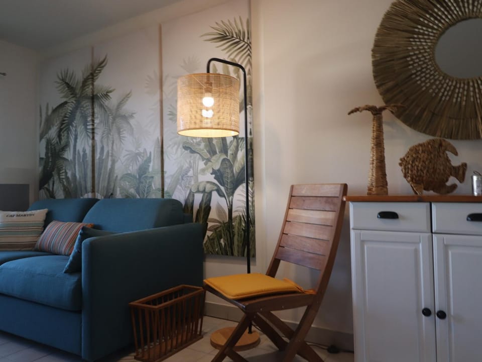 Joli T2 climatisé avec terrasse et parking à Sète - FR-1-472A-292 Apartment in Occitanie