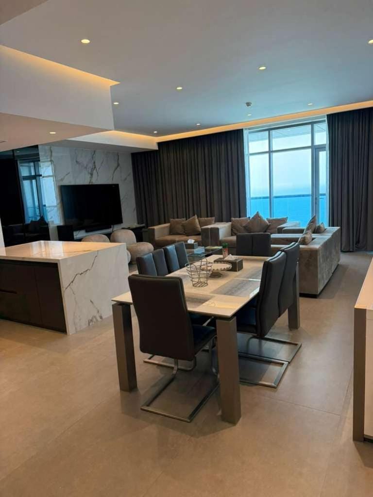 Luxury Apartments - Ajman Corniche UAE Apartment in Ajman