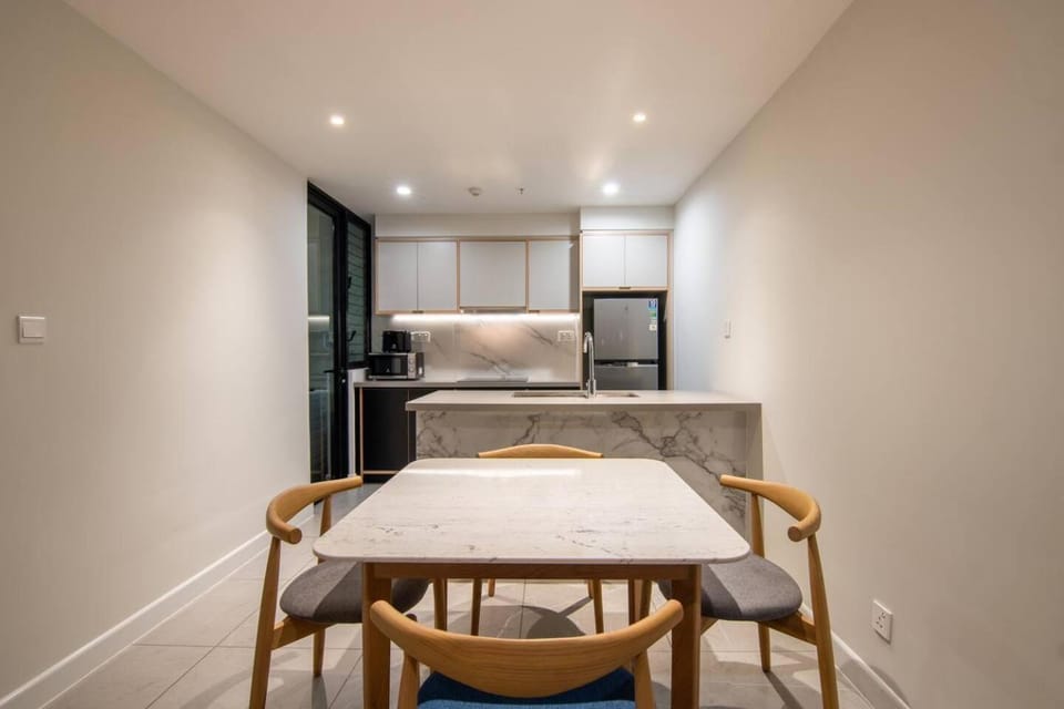 Kitchen or kitchenette, Dining area, pet friendly