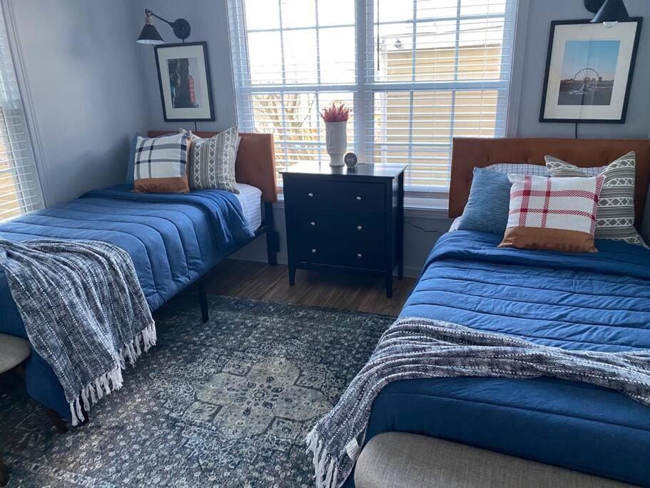Entire Home Downtown ATL! Walk to GWCC and more! House in Atlanta