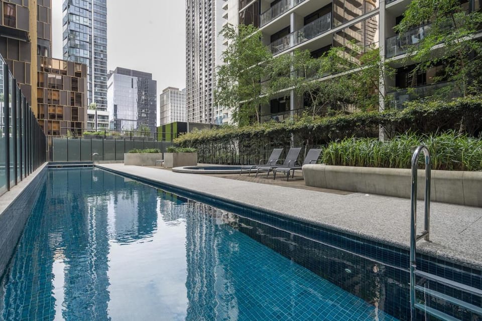 Hot Tub, Swimming pool