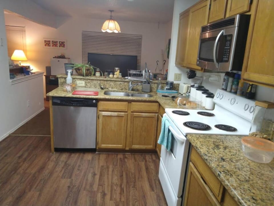 Kitchen or kitchenette, Kitchen or kitchenette, minibar, pet friendly, stove, toaster