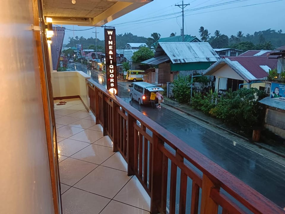 Property building, Neighbourhood, View (from property/room), Balcony/Terrace, Street view