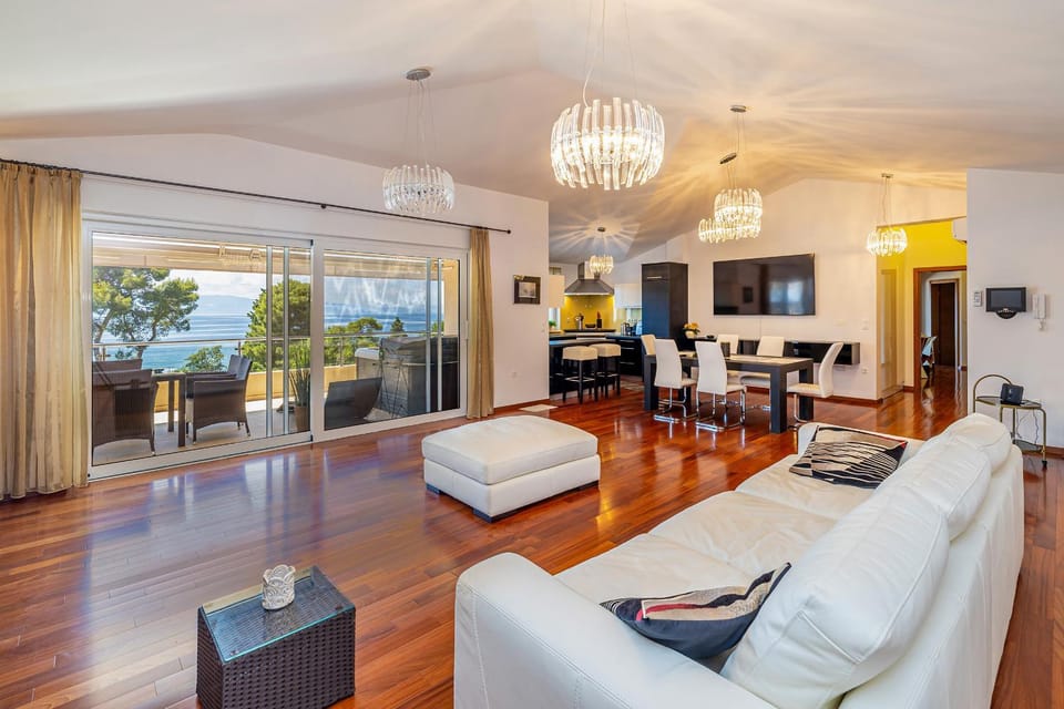 TV and multimedia, Living room, Seating area