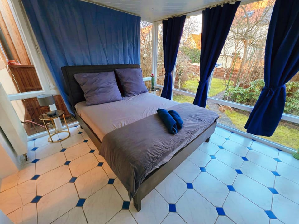 Gartenwohnung mit Terrasse 2 Zimmer Villa in Nuremberg