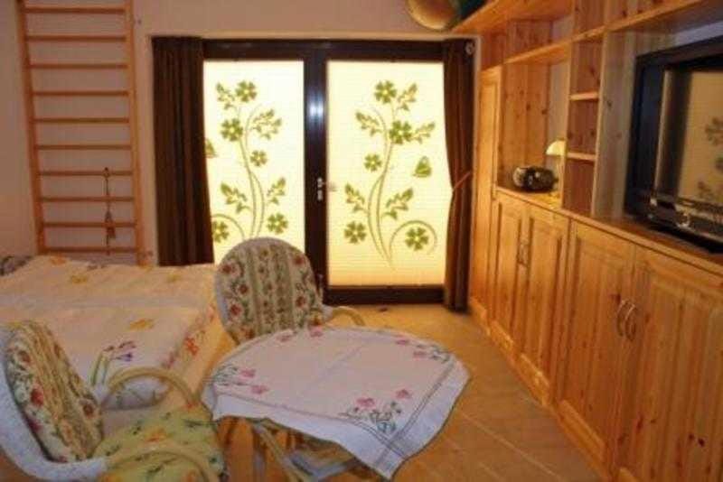 Ferienwohnung am Tiefwarensee Apartment in Waren