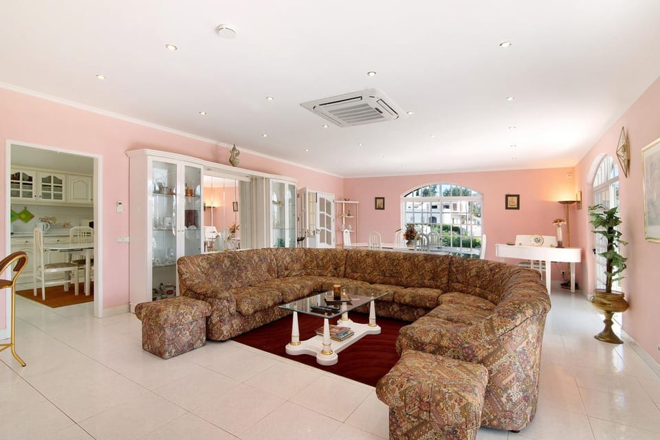 Property building, Living room