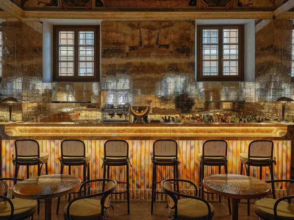 Lounge or bar