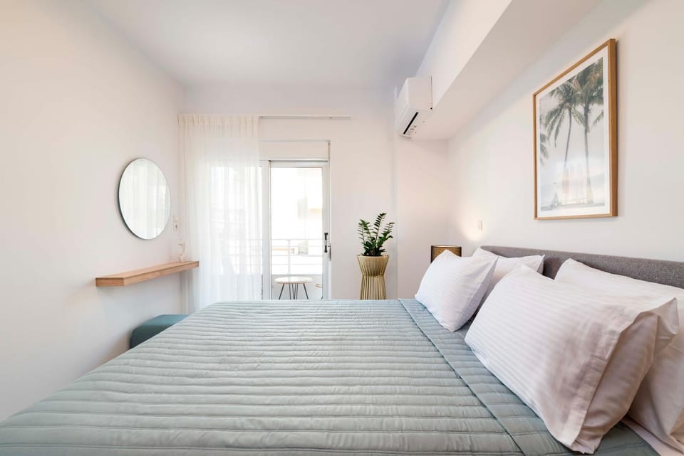 Bed, Photo of the whole room, Bedroom, air conditioner