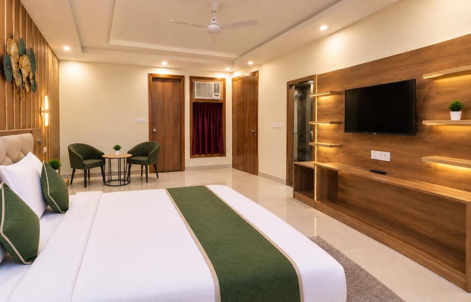 Hotel Gross Inn Near Delhi Airport Hotel in New Delhi