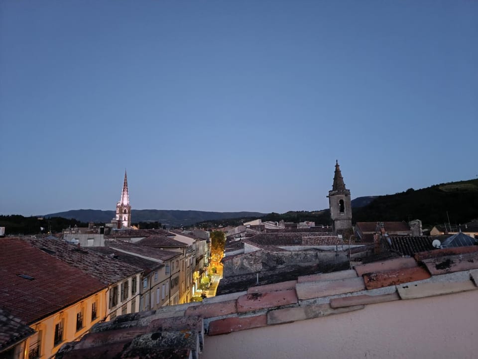Balcony/Terrace, City view