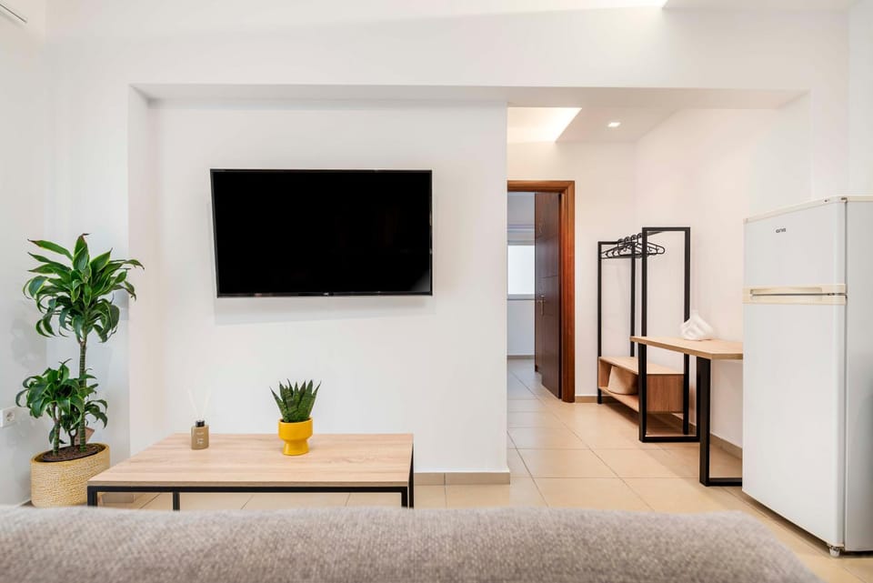 TV and multimedia, Kitchen or kitchenette, Living room