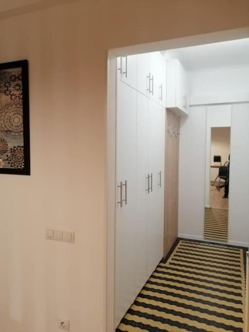 Cozy Central Up Studio Apartment in Bucharest