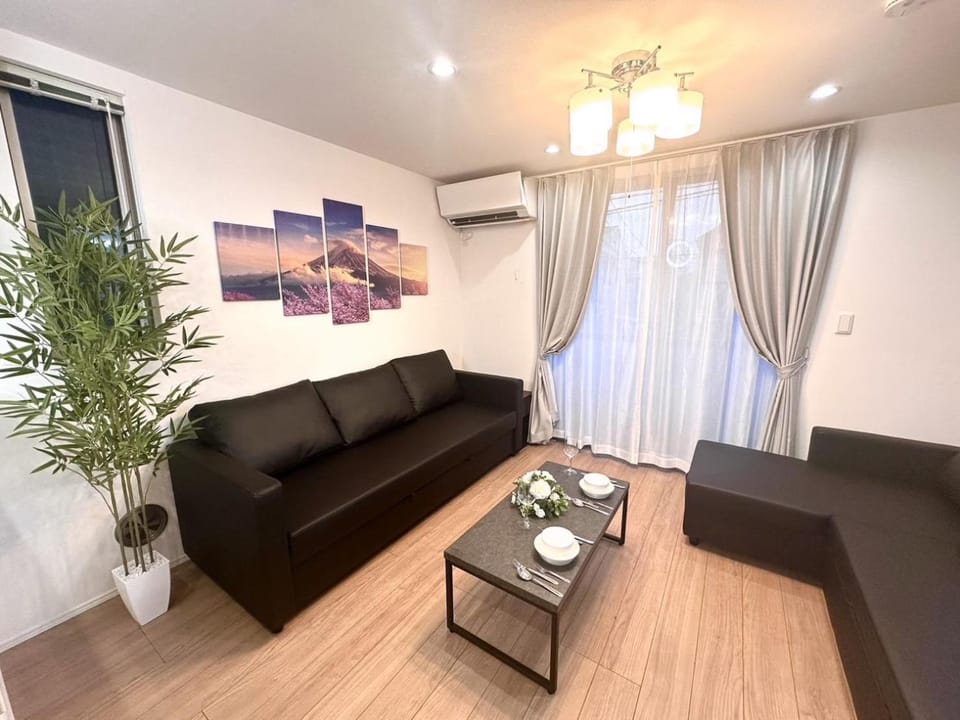 Bed, Living room, air conditioner
