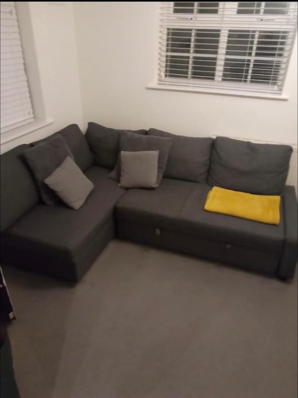1-Bedroom Apartment in Balham with Free Parking - near Tube Station Apartment in London