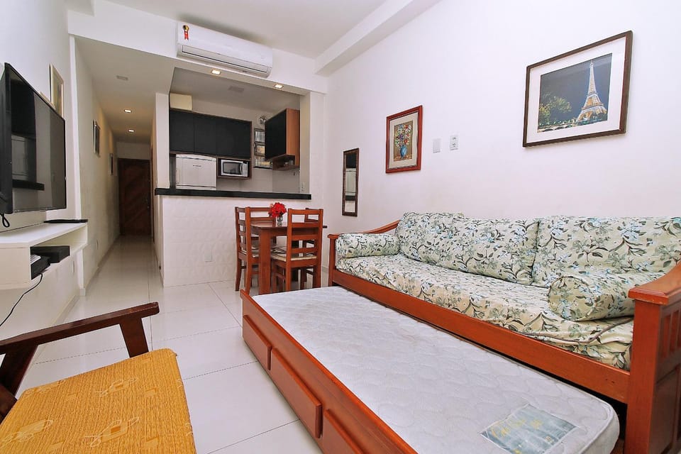 Quarto e sala cercado de natureza p/ 5 pessoas Apartment in Rio de Janeiro