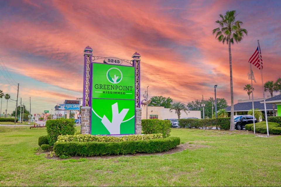 2 beds with Pool, Parking, Wi-Fi & Smart TV Apartment in Osceola County