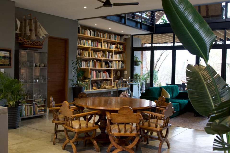 Communal lounge/ TV room, Dining area