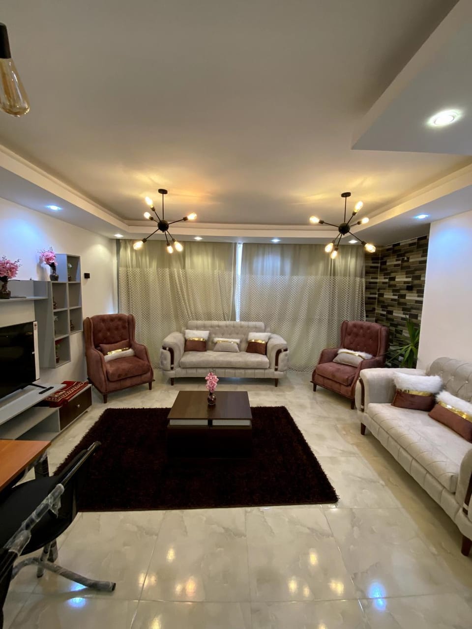 TV and multimedia, Seating area